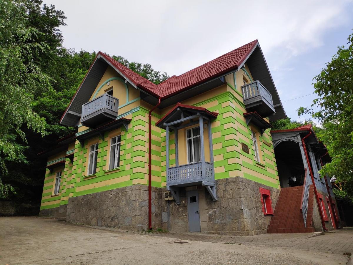 Vila Furnica Hotel Călimăneşti Exterior foto